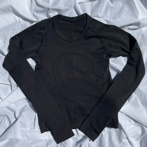 Lululemon Swiftly Tech Long Sleeve Shirt- Black- Cropped Length